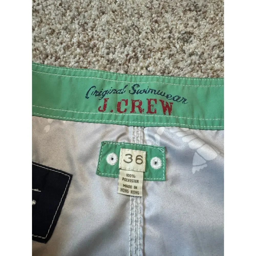J. CREW Men's swim trunks/Suit size 36, Blue with Lobsters